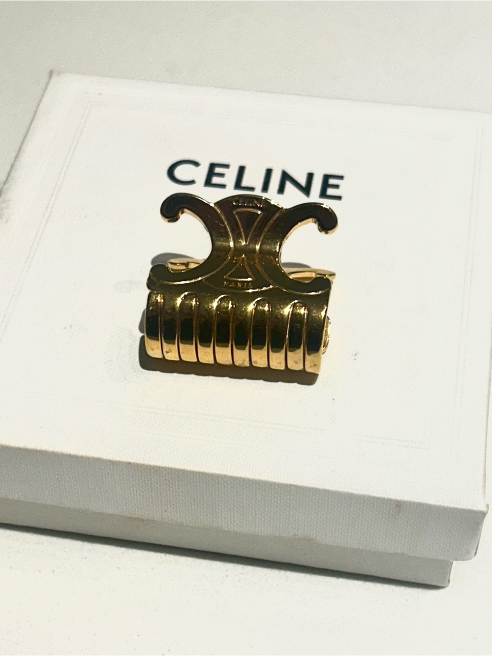CELINE Gold Triomphe - Medium Hair claw